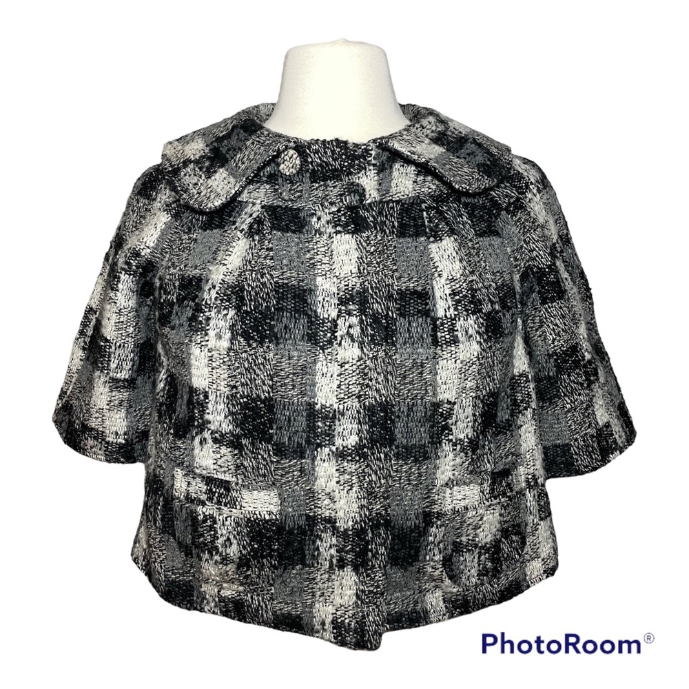 Walter black & white plaid 3-4 sleeve cropped coat size 2